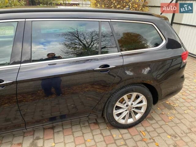 Черный Фольксваген Пассат, объемом двигателя 1.97 л и пробегом 277 тыс. км за 16000 $, фото 11 на Automoto.ua