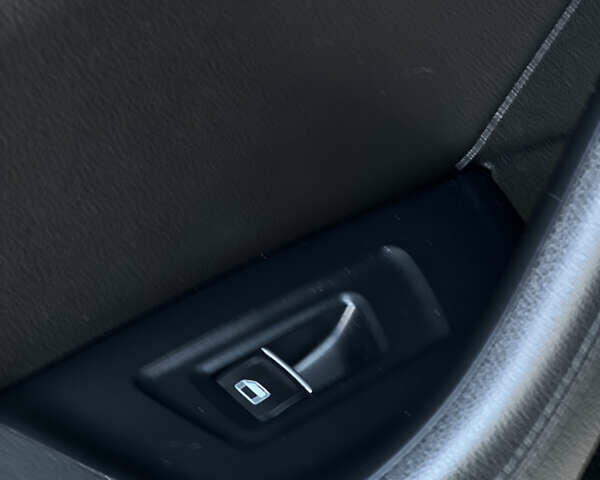 Черный Фольксваген Пассат, объемом двигателя 2 л и пробегом 255 тыс. км за 15900 $, фото 54 на Automoto.ua