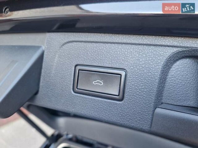 Фольксваген Пассат 2016 в Киеве на Automoto.ua Черный Фольксваген Пассат, объемом двигателя 2 л и пробегом 215 тыс. км за 19700 $, фото 62 на Automoto.ua