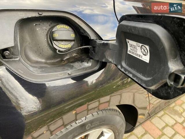 Черный Фольксваген Пассат, объемом двигателя 1.97 л и пробегом 277 тыс. км за 16000 $, фото 54 на Automoto.ua