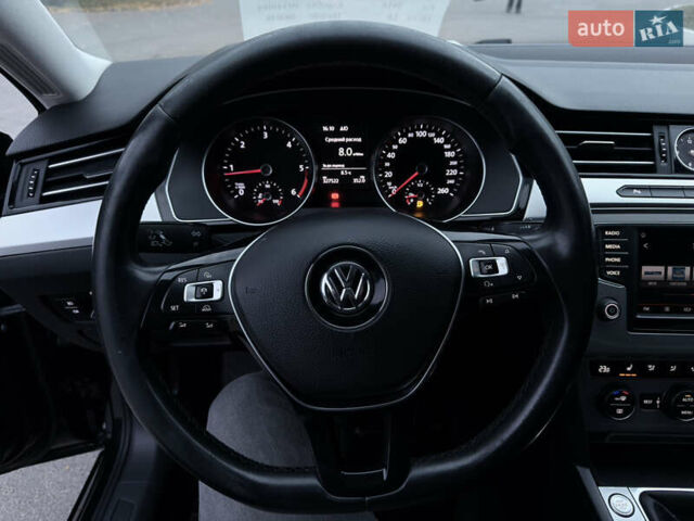 Черный Фольксваген Пассат, объемом двигателя 1.97 л и пробегом 327 тыс. км за 13000 $, фото 7 на Automoto.ua