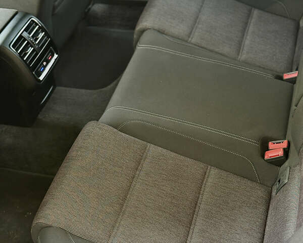 Черный Фольксваген Пассат, объемом двигателя 1.97 л и пробегом 205 тыс. км за 16600 $, фото 19 на Automoto.ua