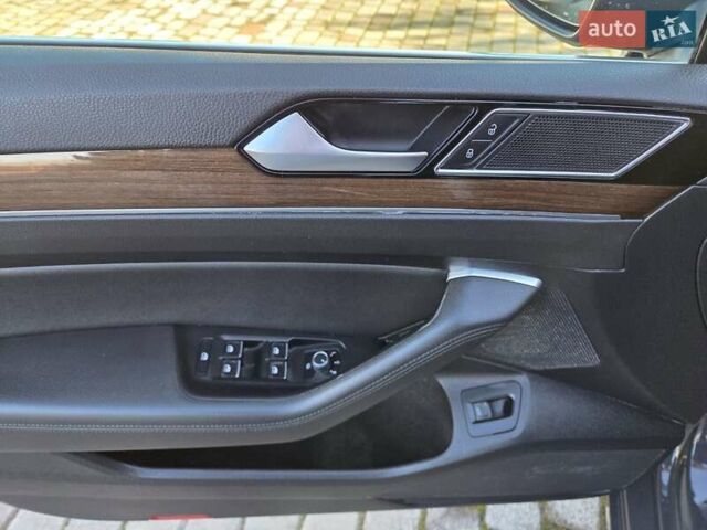 Черный Фольксваген Пассат, объемом двигателя 1.97 л и пробегом 289 тыс. км за 14400 $, фото 48 на Automoto.ua