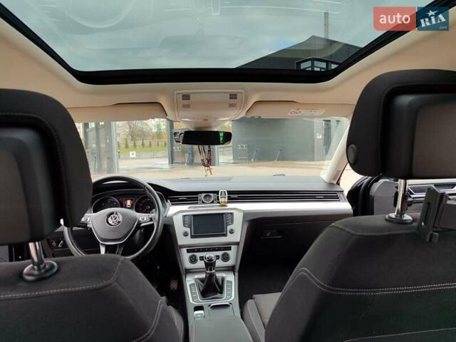 Черный Фольксваген Пассат, объемом двигателя 1.97 л и пробегом 232 тыс. км за 16500 $, фото 3 на Automoto.ua