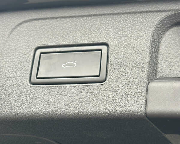 Чорний Фольксваген Пассат, об'ємом двигуна 1.97 л та пробігом 350 тис. км за 16500 $, фото 32 на Automoto.ua