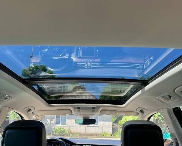 Черный Фольксваген Пассат, объемом двигателя 1.97 л и пробегом 268 тыс. км за 16800 $, фото 16 на Automoto.ua