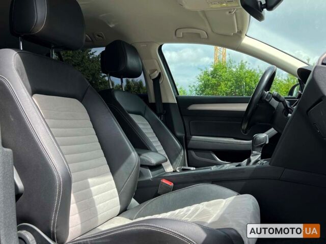 Черный Фольксваген Пассат, объемом двигателя 2 л и пробегом 244 тыс. км за 15800 $, фото 8 на Automoto.ua