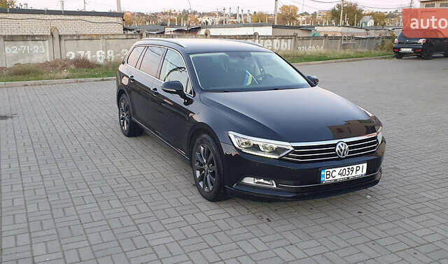 Чорний Фольксваген Пассат, об'ємом двигуна 1.97 л та пробігом 243 тис. км за 17500 $, фото 6 на Automoto.ua