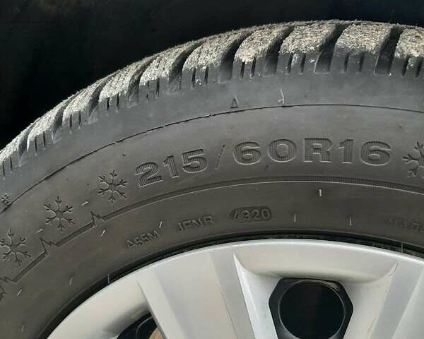 Черный Фольксваген Пассат, объемом двигателя 1.97 л и пробегом 282 тыс. км за 14700 $, фото 2 на Automoto.ua