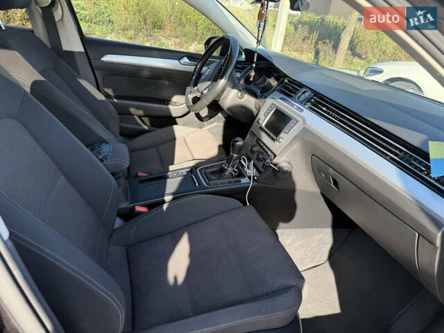 Чорний Фольксваген Пассат, об'ємом двигуна 1.6 л та пробігом 344 тис. км за 12000 $, фото 14 на Automoto.ua