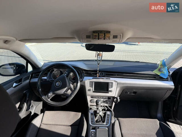 Чорний Фольксваген Пассат, об'ємом двигуна 1.6 л та пробігом 344 тис. км за 12000 $, фото 18 на Automoto.ua