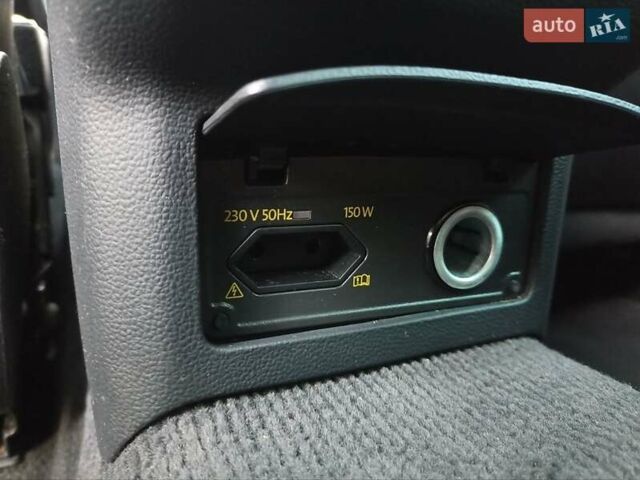 Черный Фольксваген Пассат, объемом двигателя 2 л и пробегом 186 тыс. км за 17900 $, фото 20 на Automoto.ua