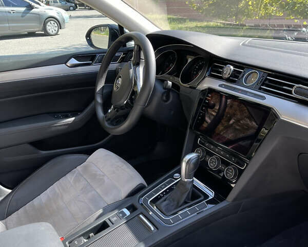 Черный Фольксваген Пассат, объемом двигателя 1.97 л и пробегом 109 тыс. км за 24900 $, фото 7 на Automoto.ua