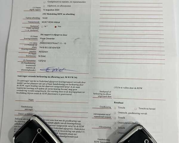 Черный Фольксваген Пассат, объемом двигателя 1.6 л и пробегом 247 тыс. км за 15500 $, фото 92 на Automoto.ua