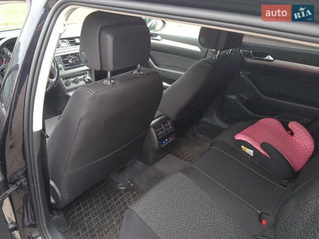 Черный Фольксваген Пассат, объемом двигателя 1.6 л и пробегом 310 тыс. км за 11500 $, фото 7 на Automoto.ua