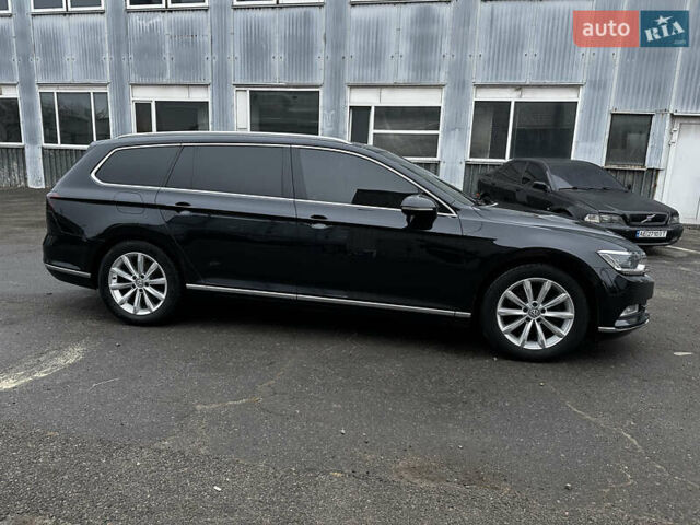 Черный Фольксваген Пассат, объемом двигателя 2 л и пробегом 300 тыс. км за 20500 $, фото 3 на Automoto.ua