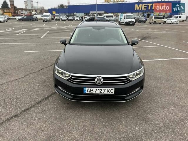 Черный Фольксваген Пассат, объемом двигателя 1.6 л и пробегом 247 тыс. км за 15500 $, фото 11 на Automoto.ua