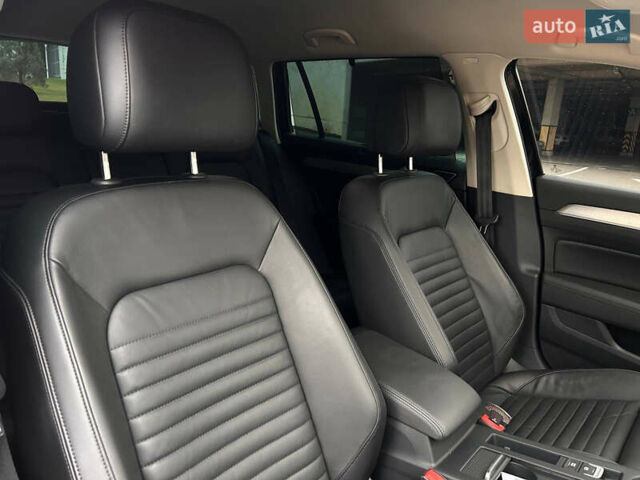 Черный Фольксваген Пассат, объемом двигателя 1.97 л и пробегом 220 тыс. км за 19444 $, фото 2 на Automoto.ua