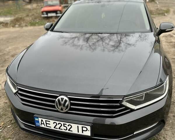 Черный Фольксваген Пассат, объемом двигателя 2 л и пробегом 208 тыс. км за 16200 $, фото 6 на Automoto.ua