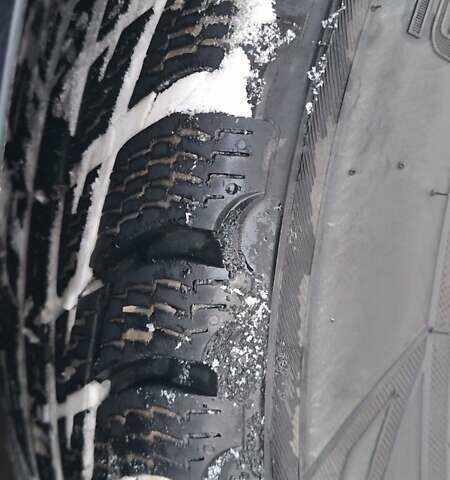 Черный Фольксваген Пассат, объемом двигателя 1.97 л и пробегом 243 тыс. км за 13999 $, фото 15 на Automoto.ua