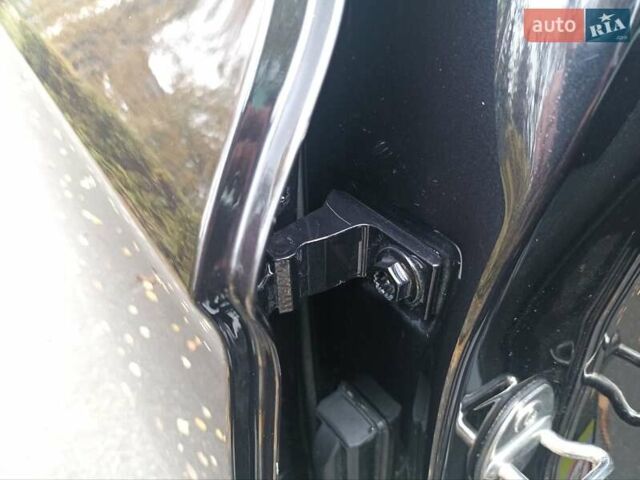 Черный Фольксваген Пассат, объемом двигателя 2 л и пробегом 186 тыс. км за 17900 $, фото 30 на Automoto.ua
