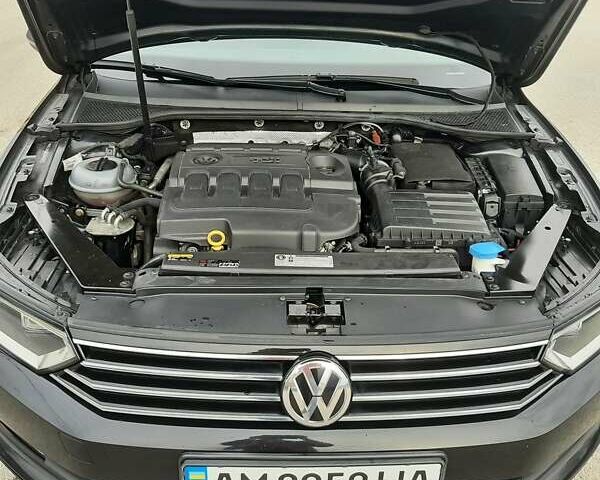 Черный Фольксваген Пассат, объемом двигателя 1.97 л и пробегом 282 тыс. км за 14700 $, фото 13 на Automoto.ua