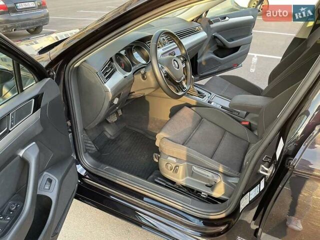 Черный Фольксваген Пассат, объемом двигателя 1.6 л и пробегом 246 тыс. км за 12900 $, фото 16 на Automoto.ua