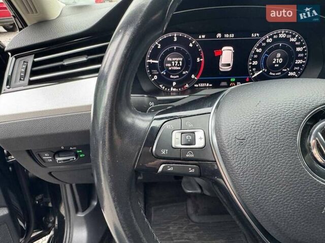 Чорний Фольксваген Пассат, об'ємом двигуна 2 л та пробігом 190 тис. км за 17900 $, фото 13 на Automoto.ua