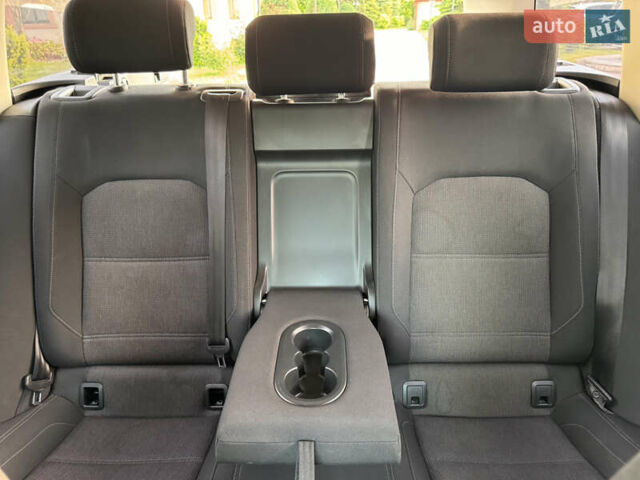 Чорний Фольксваген Пассат, об'ємом двигуна 1.97 л та пробігом 308 тис. км за 13999 $, фото 17 на Automoto.ua