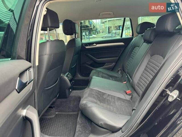 Чорний Фольксваген Пассат, об'ємом двигуна 2 л та пробігом 190 тис. км за 17900 $, фото 19 на Automoto.ua