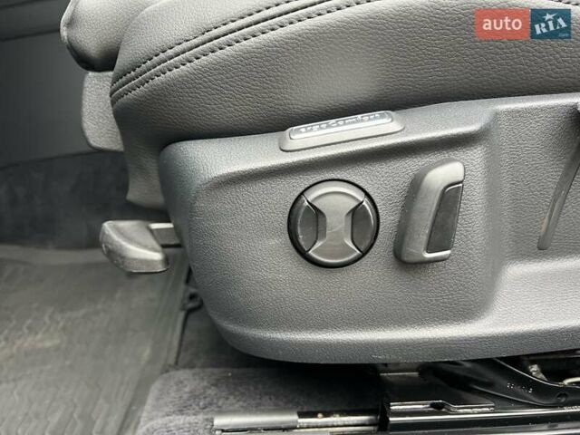 Черный Фольксваген Пассат, объемом двигателя 1.6 л и пробегом 247 тыс. км за 15500 $, фото 17 на Automoto.ua