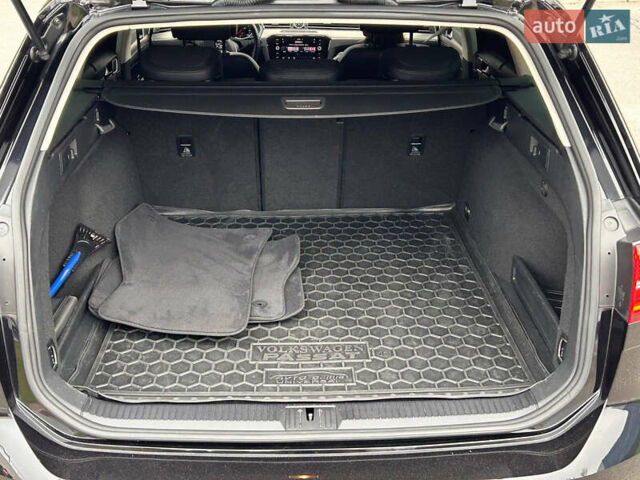 Черный Фольксваген Пассат, объемом двигателя 1.97 л и пробегом 220 тыс. км за 19444 $, фото 31 на Automoto.ua