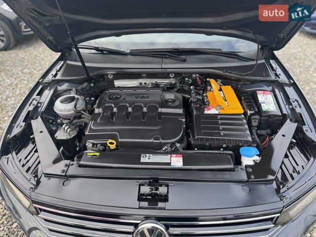 Черный Фольксваген Пассат, объемом двигателя 1.6 л и пробегом 347 тыс. км за 11700 $, фото 41 на Automoto.ua