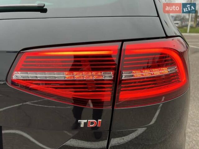 Черный Фольксваген Пассат, объемом двигателя 1.6 л и пробегом 247 тыс. км за 15500 $, фото 7 на Automoto.ua