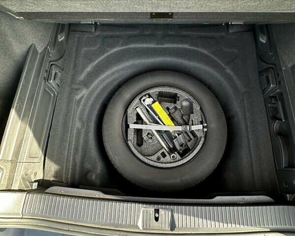 Черный Фольксваген Пассат, объемом двигателя 1.6 л и пробегом 222 тыс. км за 14200 $, фото 47 на Automoto.ua