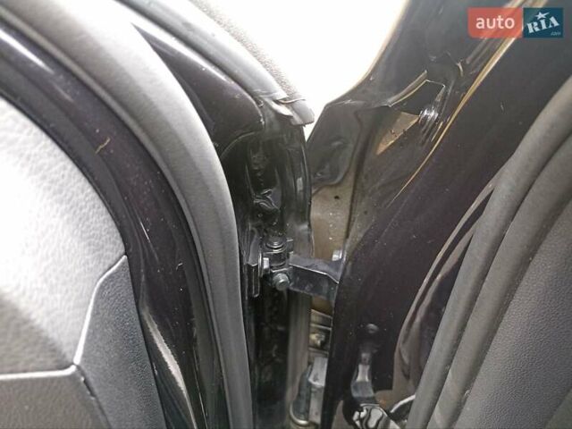 Черный Фольксваген Пассат, объемом двигателя 2 л и пробегом 186 тыс. км за 17900 $, фото 28 на Automoto.ua