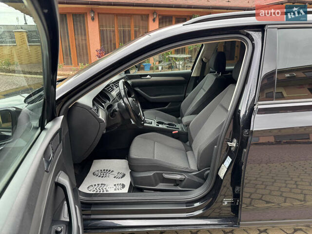 Черный Фольксваген Пассат, объемом двигателя 2 л и пробегом 170 тыс. км за 17500 $, фото 21 на Automoto.ua