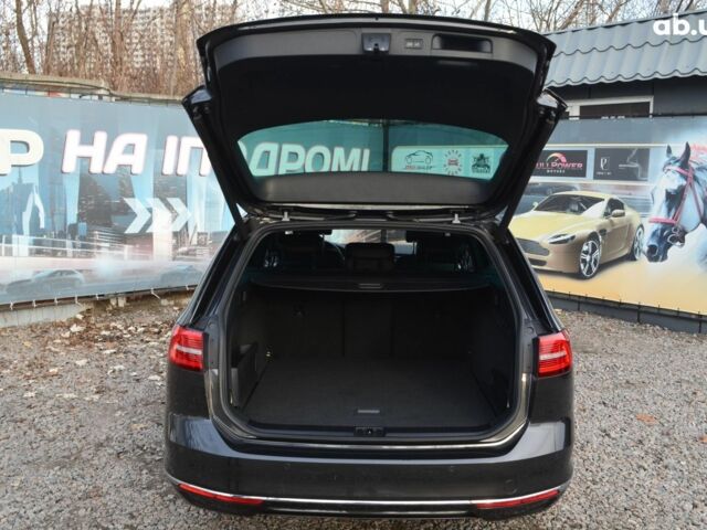 Черный Фольксваген Пассат, объемом двигателя 2 л и пробегом 281 тыс. км за 18200 $, фото 9 на Automoto.ua