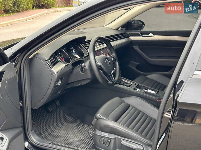 Черный Фольксваген Пассат, объемом двигателя 1.97 л и пробегом 220 тыс. км за 19444 $, фото 29 на Automoto.ua