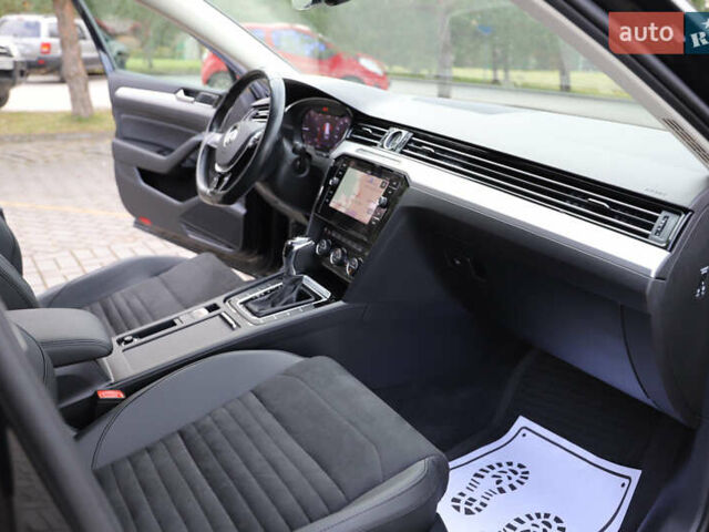 Черный Фольксваген Пассат, объемом двигателя 2 л и пробегом 195 тыс. км за 17200 $, фото 5 на Automoto.ua