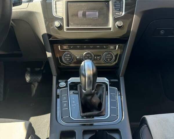 Черный Фольксваген Пассат, объемом двигателя 1.97 л и пробегом 268 тыс. км за 16800 $, фото 13 на Automoto.ua