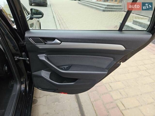 Чорний Фольксваген Пассат, об'ємом двигуна 1.97 л та пробігом 249 тис. км за 14800 $, фото 21 на Automoto.ua