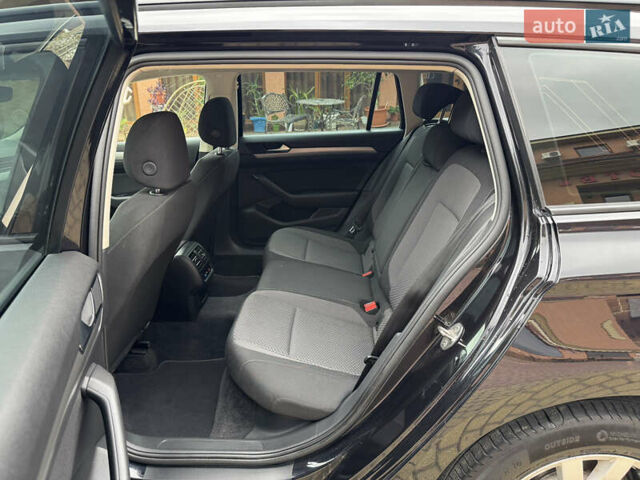 Черный Фольксваген Пассат, объемом двигателя 2 л и пробегом 170 тыс. км за 17500 $, фото 33 на Automoto.ua