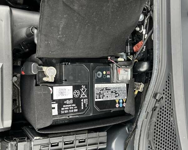 Черный Фольксваген Пассат, объемом двигателя 1.6 л и пробегом 247 тыс. км за 15500 $, фото 85 на Automoto.ua