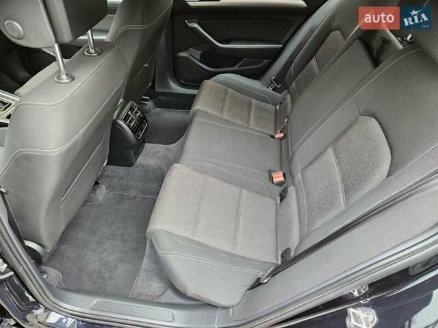 Чорний Фольксваген Пассат, об'ємом двигуна 1.97 л та пробігом 249 тис. км за 14800 $, фото 20 на Automoto.ua