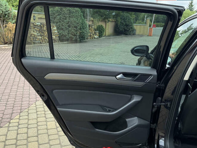 Черный Фольксваген Пассат, объемом двигателя 2 л и пробегом 170 тыс. км за 17500 $, фото 32 на Automoto.ua