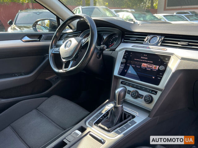 Черный Фольксваген Пассат, объемом двигателя 2 л и пробегом 183 тыс. км за 17200 $, фото 21 на Automoto.ua