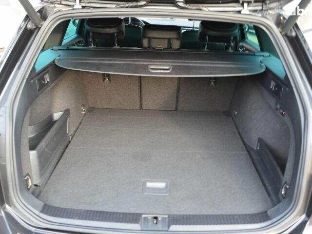 Черный Фольксваген Пассат, объемом двигателя 2 л и пробегом 281 тыс. км за 18200 $, фото 10 на Automoto.ua