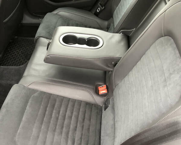 Черный Фольксваген Пассат, объемом двигателя 1.97 л и пробегом 206 тыс. км за 17700 $, фото 29 на Automoto.ua