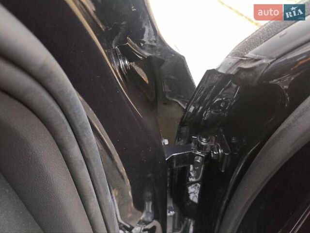 Черный Фольксваген Пассат, объемом двигателя 2 л и пробегом 186 тыс. км за 17900 $, фото 31 на Automoto.ua